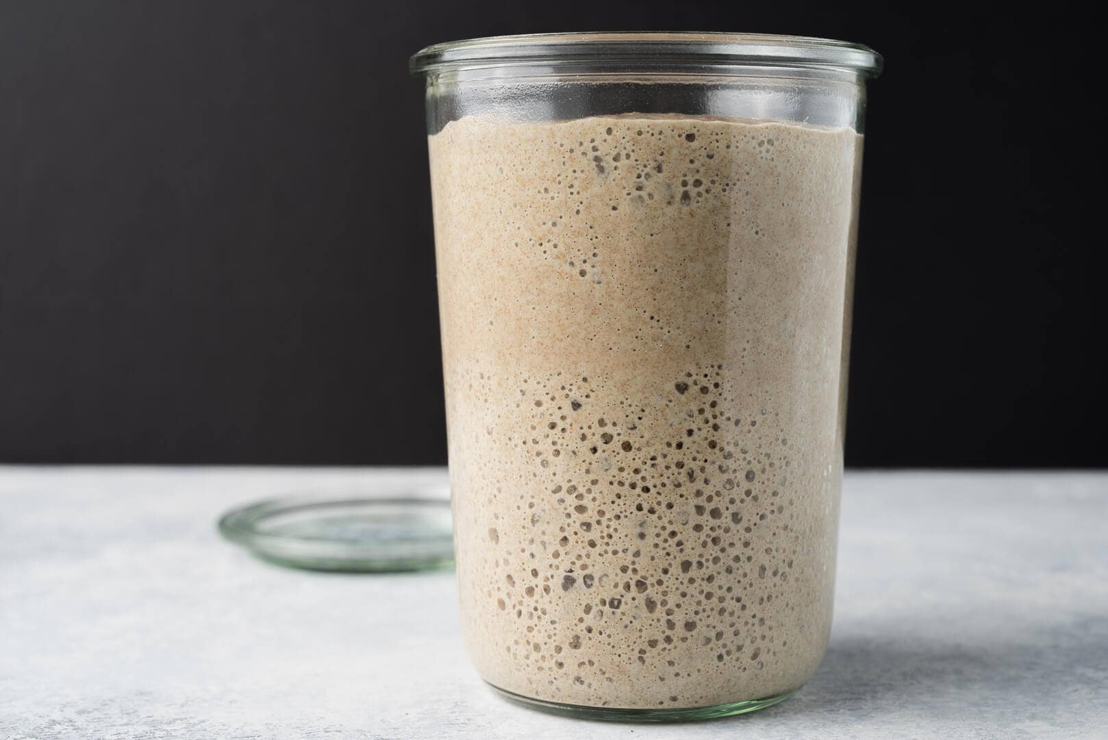 7 Easy Steps to Making an Incredible Sourdough Starter From Scratch