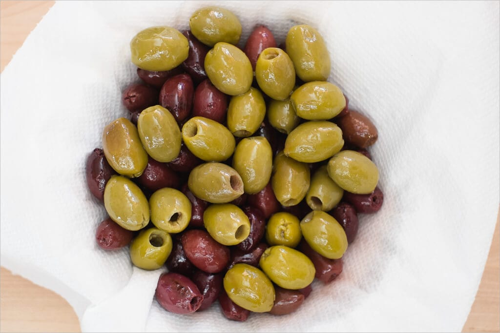 How to Easily Slice Whole Olives