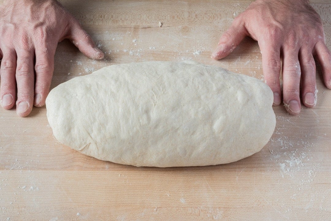 Shaping a batard via @theperfectloaf