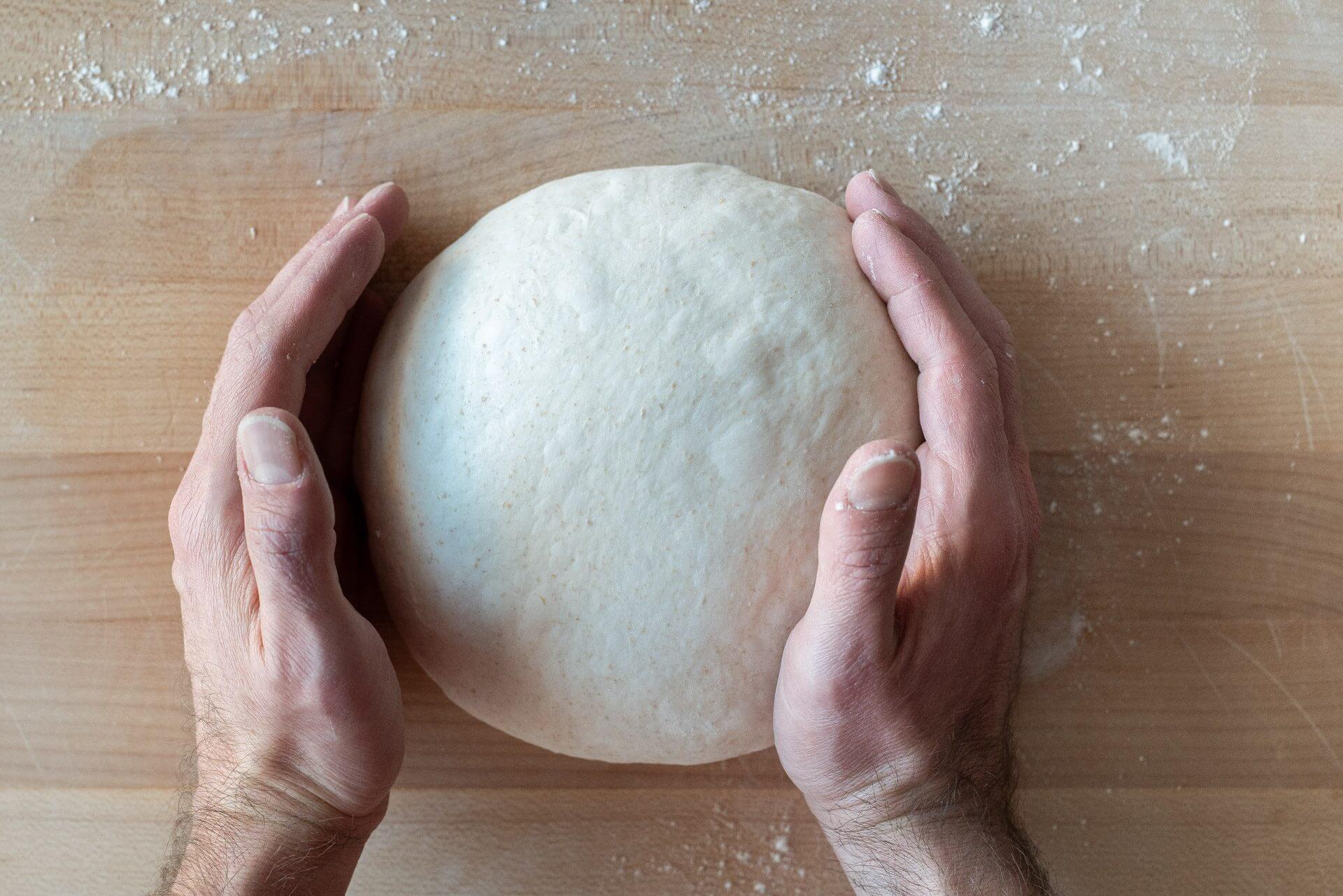 Shaping a Boule via @theperfectloaf