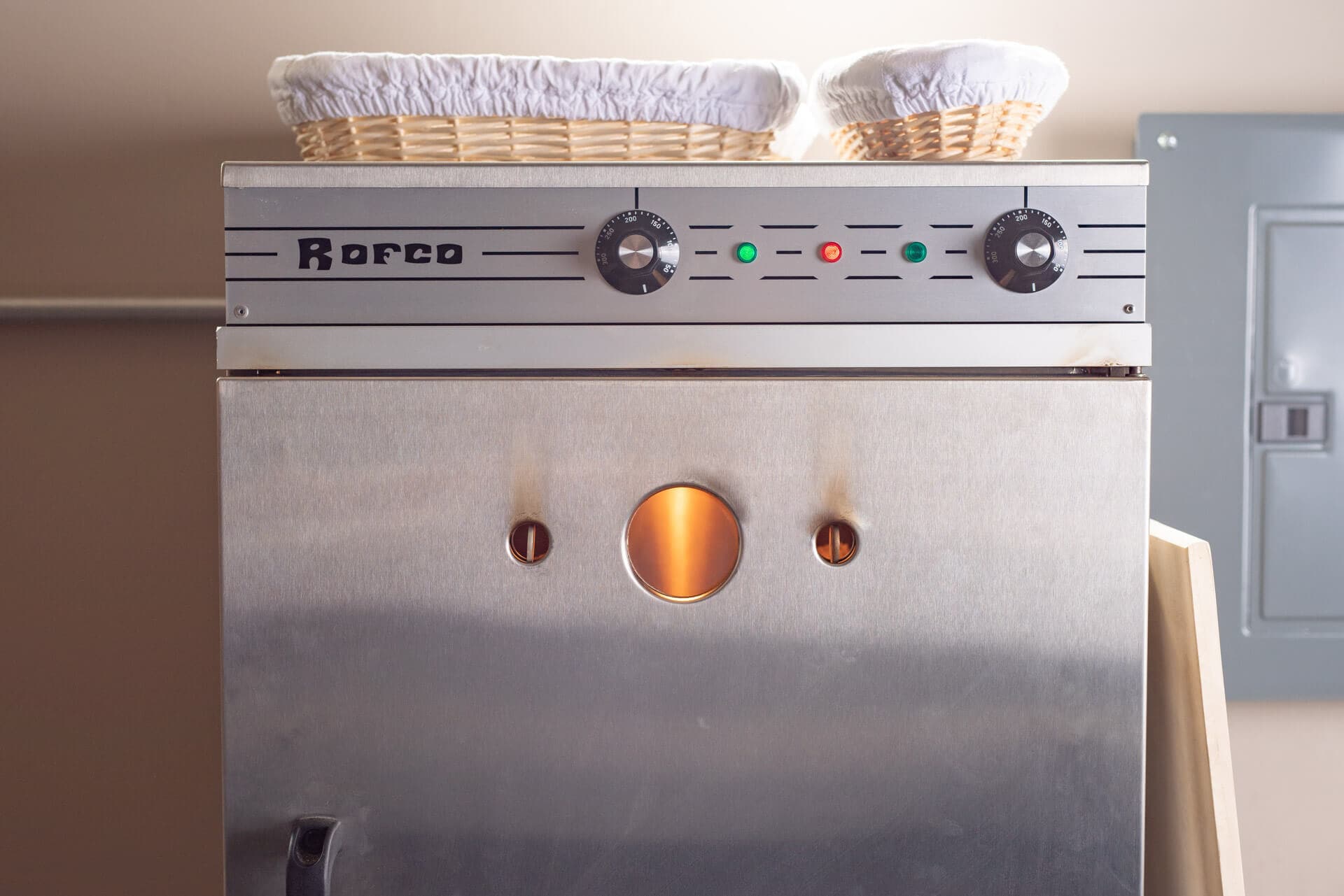 How to choose the best commercial bread oven for your bakery