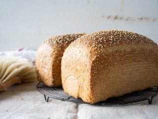 soft sandwich bread with pre-cooked flour