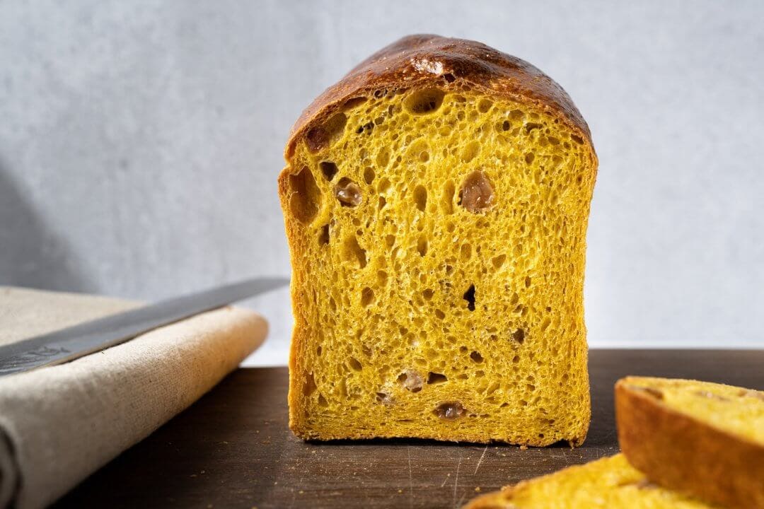 Pumpkin cinnamon sourdough bread interior