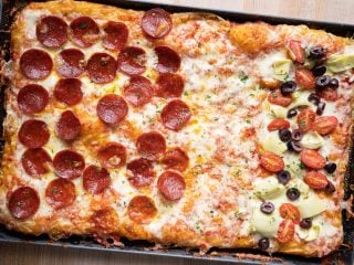 Sheet pan pizza