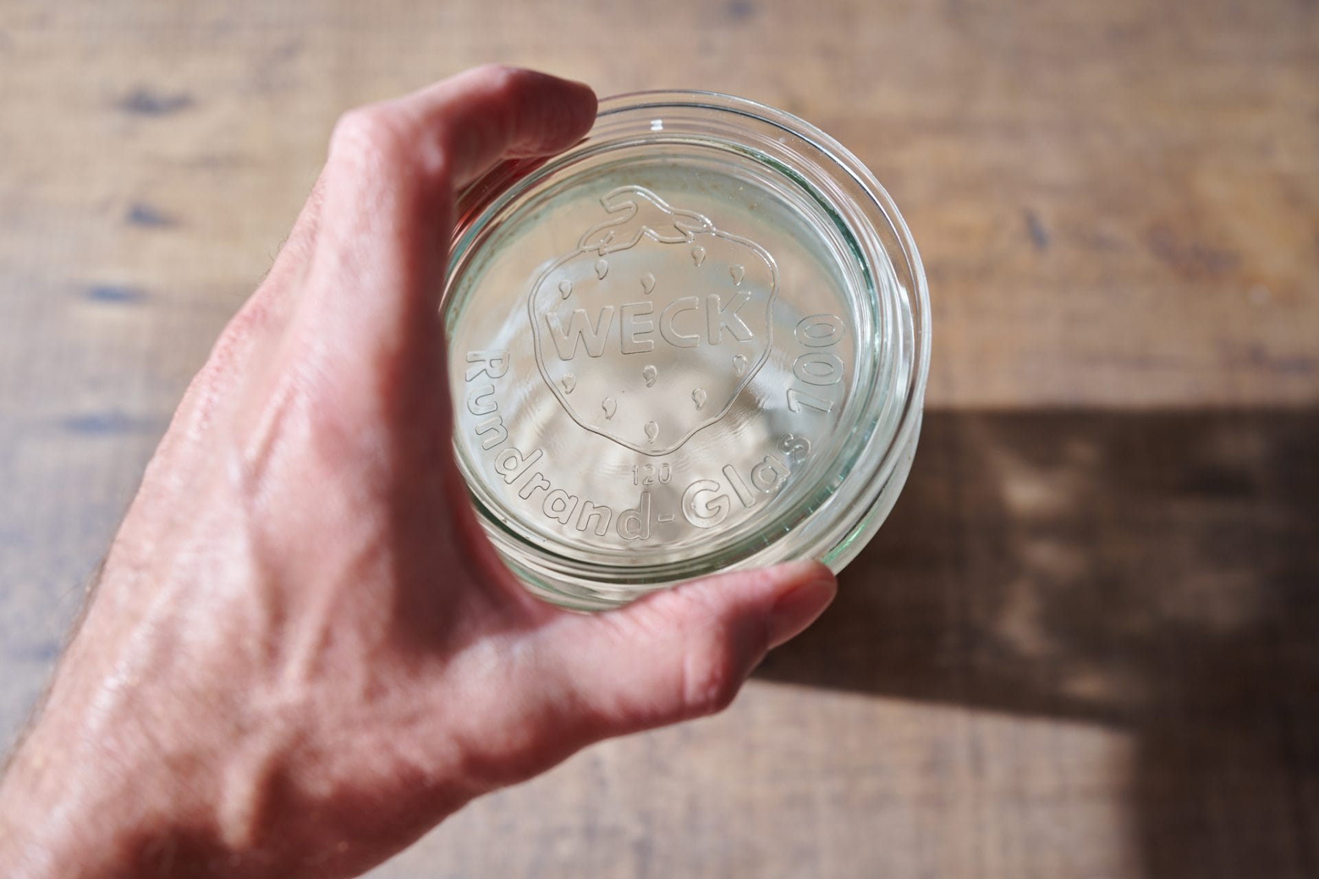 Loosely cover sourdough starter with lid