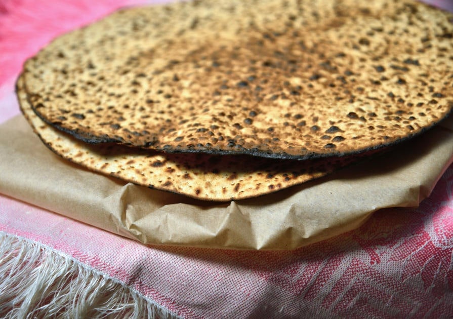 Picture of a stack of Matzha, okay to eat during Passover