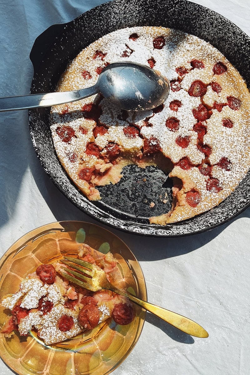 Naturally leavened waste clafoutis with cherries.